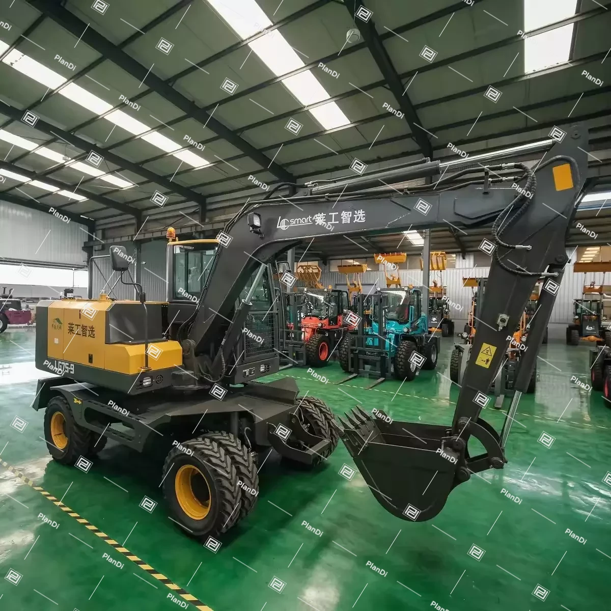 Wheeled excavator LG75WE